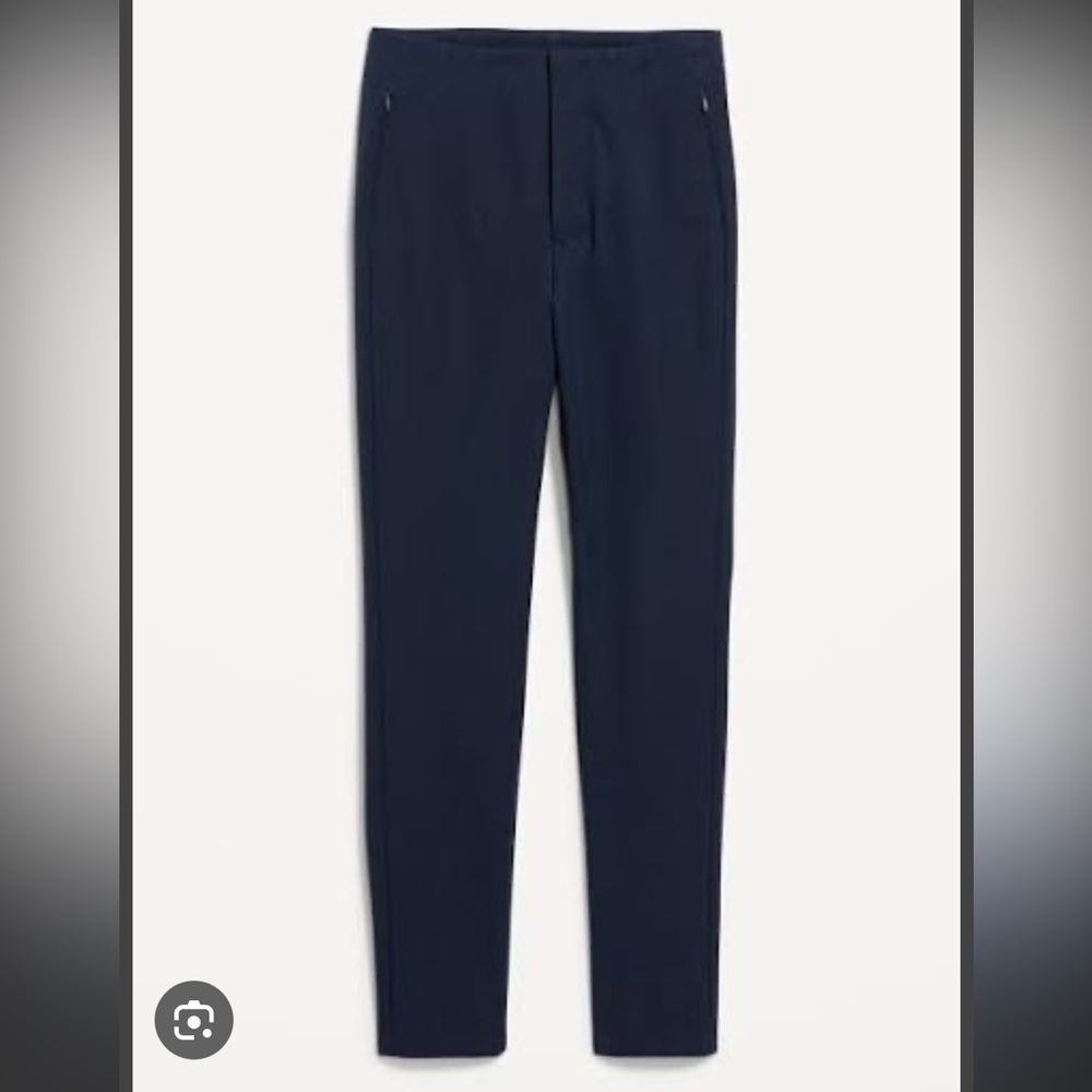 NWT Old Navy Extra High-Rise Polished Pixie
